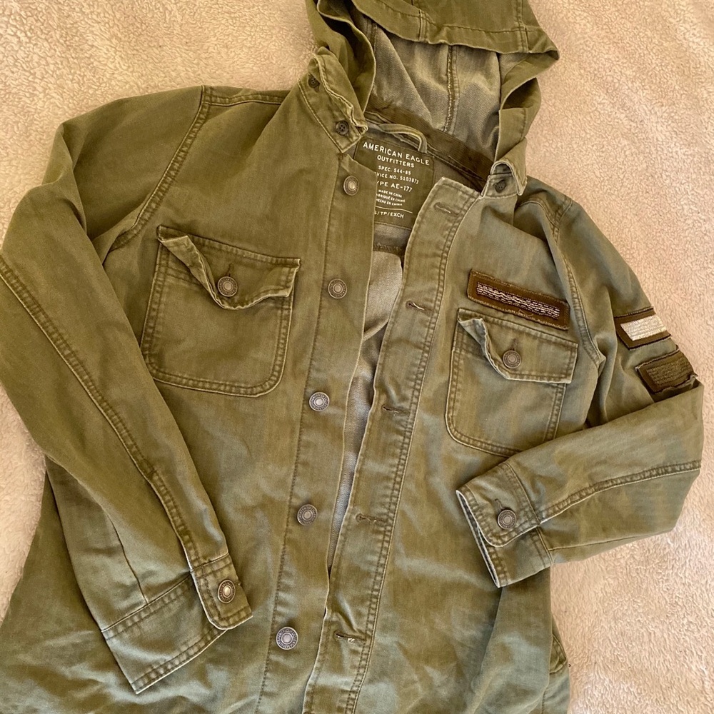 AE Olive Jacket, fits S-M